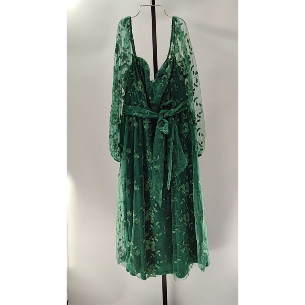 Lulu's Emerald Green Floral Embroidered Long Sleeve Midi Dress